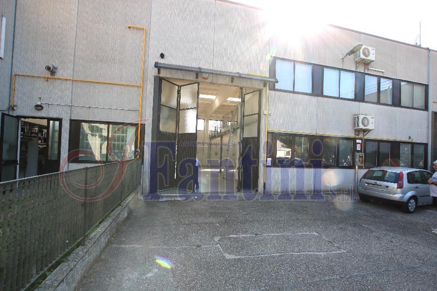 CALDERARA DI RENO LOC. LIPPO AFFITTASI CAPANNONE AD USO LABORATORIO/MAGAZZINO CON UFFICI SERVIZI